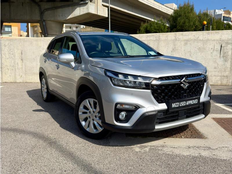 Suzuki S-Cross GL+ - (RQZ445)